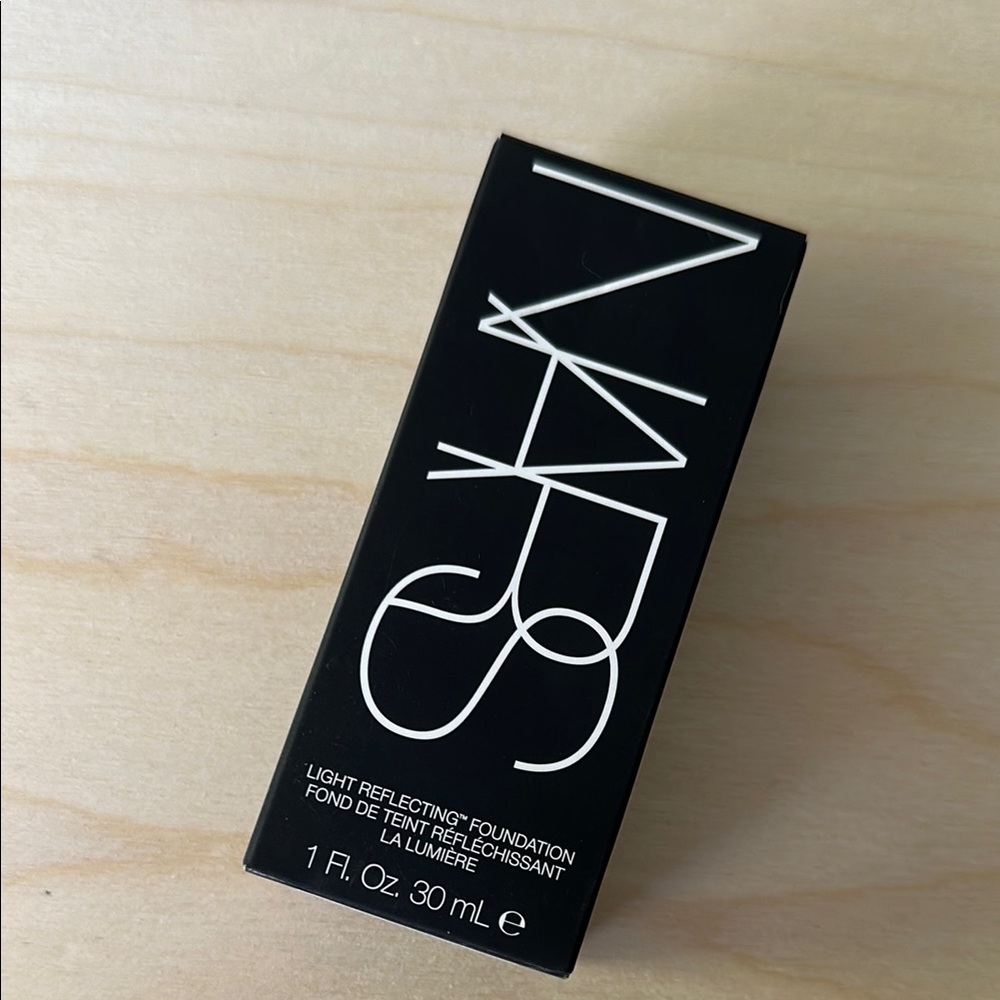 NARS Light Reflecting Foundation NWT